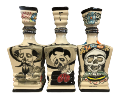 DINASTIA REAL TEQUILA EXTRA ANEJO LIMITED EDITION SOLO SE MUERE CUANDO SE OLVIDA 750ML