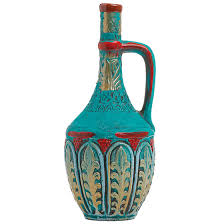 MEDEA VASE RED SEMI SWEET WINE GEORGIA NV